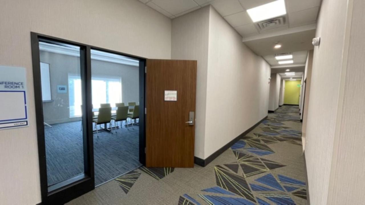 Holiday Inn Express - Fall River North Zewnętrze zdjęcie