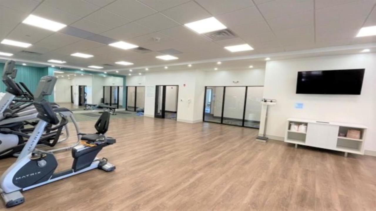 Holiday Inn Express - Fall River North Zewnętrze zdjęcie
