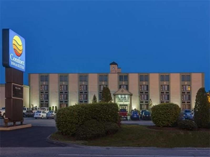 Holiday Inn Express - Fall River North Zewnętrze zdjęcie