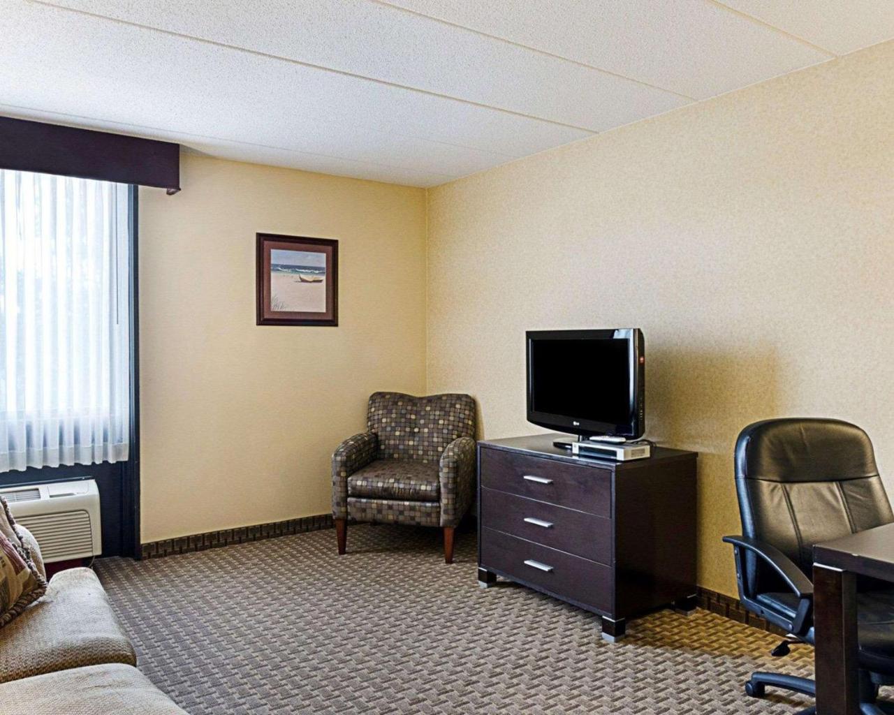 Holiday Inn Express - Fall River North Zewnętrze zdjęcie